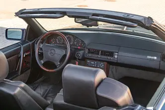 Mercedes-Benz SL 320, 3.2, 170 kW, бензин, автомат, задний привод