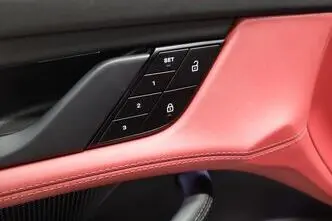 Porsche Taycan, 140 kW, elekter, automaat, nelikvedu