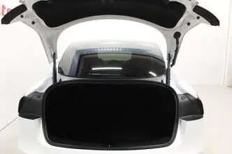 Tesla Model 3, 250 kW, elekter, automaat, tagavedu