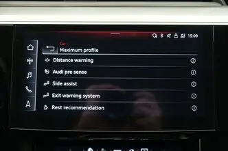 Audi Q8 e-tron, 158 kW, electric, automatic, four-wheel drive