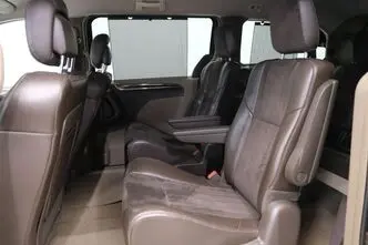Lancia Voyager, 3.6, 208 kW, bensiin, automaat, esivedu