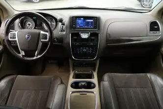 Lancia Voyager, 3.6, 208 kW, bensiin, automaat, esivedu