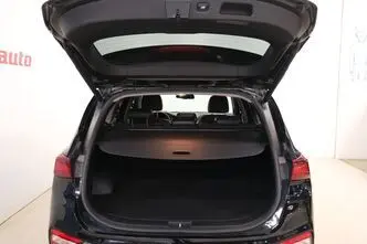 Hyundai Santa Fe, 2.2, 147 kW, diesel, automatic, four-wheel drive