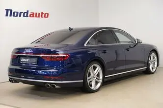 Audi S8, 4.0, 420 kW, гибрид, автомат, полный привод