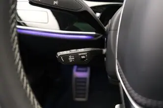 Audi S8, 4.0, 420 kW, гибрид, автомат, полный привод
