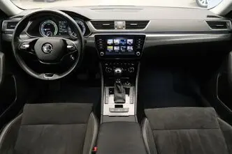 Škoda Superb, 1.4, 115 kW, pistikhübriid, automaat, esivedu
