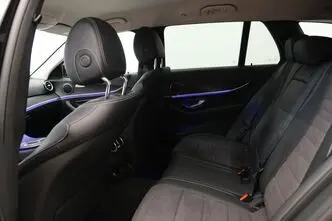 Mercedes-Benz E 220, 2.0, 143 kW, diesel, automatic, rear-wheel drive