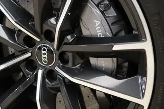 Audi S8, 4.0, 445 kW, petrol, automatic, four-wheel drive