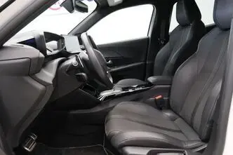 Peugeot 2008, 1.2, 96 kW, bensiin, automaat, esivedu