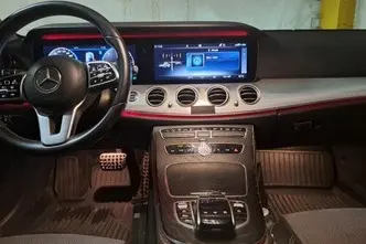 Mercedes-Benz E 220, 2.0, 143 kW, diesel, automatic, rear-wheel drive