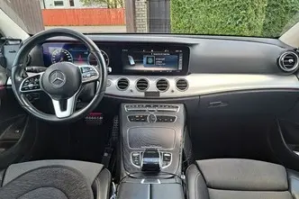 Mercedes-Benz E 220, 2.0, 143 kW, diesel, automatic, rear-wheel drive