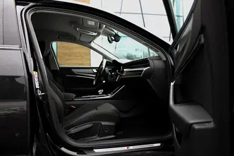 Audi A6, 3.0, 210 kW, hybrid, automatic, four-wheel drive