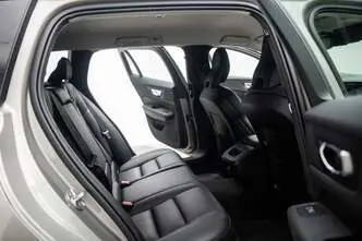 Volvo V60 Cross Country, 2.0, 184 kW, гибрид, автомат, полный привод