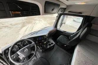 Mercedes-Benz Arocs 2658 6x4, 425 kW, diesel, automatic