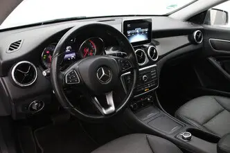 Mercedes-Benz CLA 200, 2.1, 100 kW, diisel, automaat, esivedu