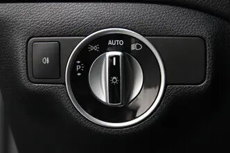 Mercedes-Benz CLA 200, 2.1, 100 kW, diisel, automaat, esivedu