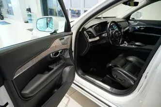 Volvo XC90, 2.0, 173 kW, гибрид, автомат, полный привод