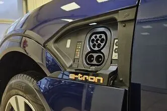 Audi e-tron, 158 kW, электричество, автомат, полный привод