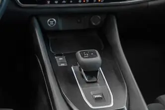 Nissan Qashqai, 1.3, 116 kW, бензин, автомат, передний привод