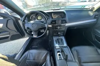 Mercedes-Benz E 350, 3.0, 170 kW, дизель, автомат, задний привод