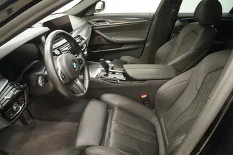 BMW 530, 3.0, 210 kW, гибрид, автомат, полный привод