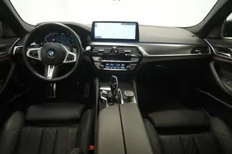 BMW 530, 3.0, 210 kW, гибрид, автомат, полный привод