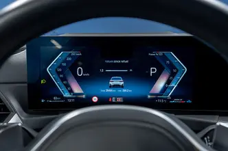 BMW 320, 2.0, 135 kW, hybrid, automatic, rear-wheel drive