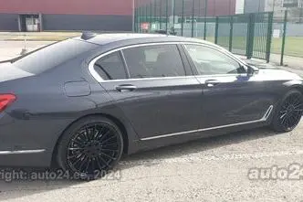 BMW 730, 3.0, 195 kW, дизель, автомат, задний привод