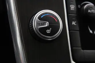 Volvo XC60, 2.0, 140 kW, diesel, automatic, front-wheel drive