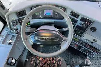 6.7, 184 kW, дизель, механическая, задний привод