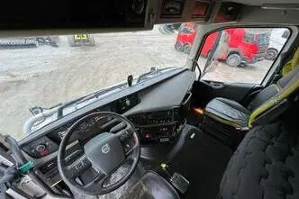 Volvo FH 750 10x4, 552 kW, diesel, automatic