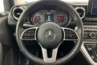 Mercedes-Benz T 180, 1.5, 85 kW, дизель, автомат, передний привод