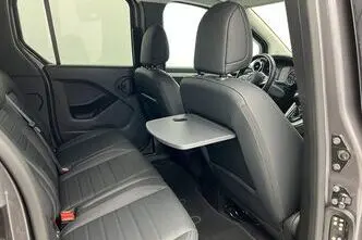 Mercedes-Benz T 180, 1.5, 85 kW, дизель, автомат, передний привод