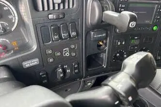Scania R410, 302 kW, дизель, автомат