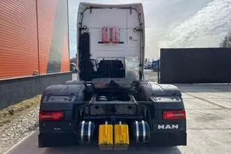 MAN TGX 26.500 6x2, 368 kW, diisel, automaat