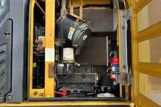 Caterpillar 320 E, 113 kW, diisel
