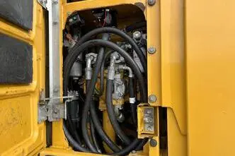 Caterpillar 320 E, 113 kW, diisel