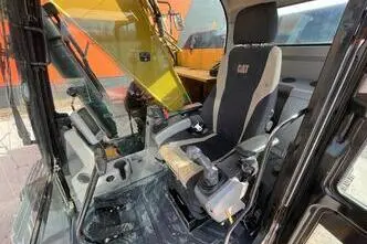 Caterpillar 320 E, 113 kW, diisel