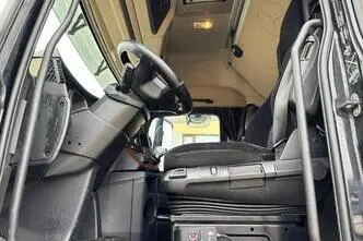 Mercedes-Benz Actros, 12.8, 350 kW, дизель, автомат, задний привод