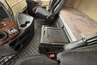 Mercedes-Benz Actros, 12.8, 350 kW, дизель, автомат, задний привод