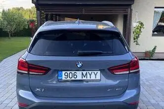 BMW X1, 2.0, 141 kW, бензин, автомат, полный привод