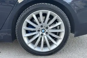 BMW 530, 2.0, 185 kW, бензин, автомат, полный привод