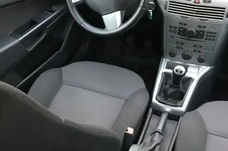 Opel Astra, 1.6, 85 kW, bensiin, manuaal, esivedu