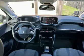 Peugeot 208, 1.2, 74 kW, бензин, автомат, передний привод