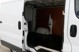 Opel Vivaro, 2.0, 66 kW, дизель, механическая, передний привод