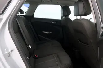 Opel Astra, 1.7, 92 kW, дизель, механическая, передний привод