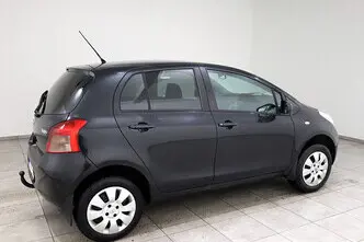 Toyota Yaris, 1.4, 66 kW, diesel, manual, front-wheel drive