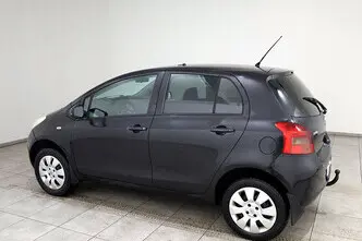 Toyota Yaris, 1.4, 66 kW, diesel, manual, front-wheel drive