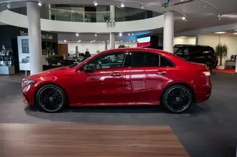 Mercedes-Benz A 180, 1.3, 100 kW, hübriid, automaat, esivedu