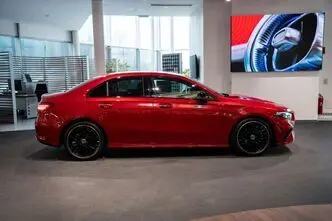 Mercedes-Benz A 180, 1.3, 100 kW, hübriid, automaat, esivedu